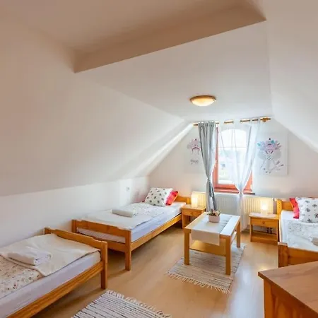 Casa de hóspedes Idylický Rodinný Arkádia Pri Dunajskej Cyklotrase Kyselica