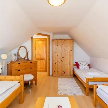 Idylický Rodinný Arkádia Pri Dunajskej Cyklotrase Casa de hóspedes Kyselica