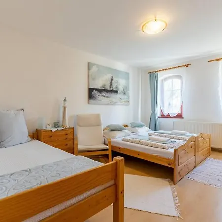 Idylický Rodinný Arkádia Pri Dunajskej Cyklotrase 3* Kyselica