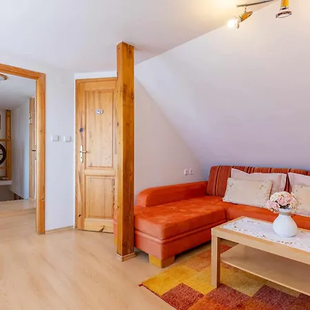 Idylický Rodinný Arkádia Pri Dunajskej Cyklotrase 3*