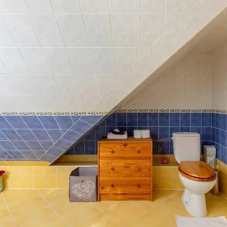 Idylicky Rodinny Arkadia Pri Dunajskej Cyklotrase 3* Kyselica