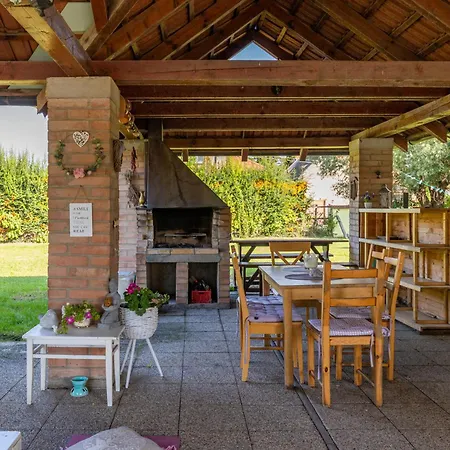 Casa de hóspedes Idylický Rodinný Arkádia Pri Dunajskej Cyklotrase