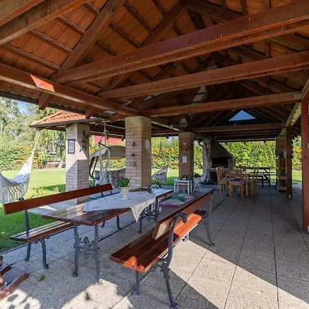 Casa de hóspedes Idylický Rodinný Arkádia Pri Dunajskej Cyklotrase 3*