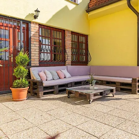 Idylicky Rodinny Arkadia Pri Dunajskej Cyklotrase 3*