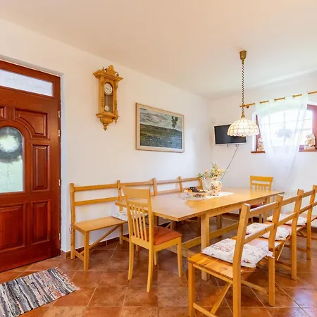 Idylicky Rodinny Arkadia Pri Dunajskej Cyklotrase 3* Kyselica
